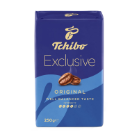 Кава Tchibo Exclusive Original смажена мелена 250г. Склад: кава натуральна смажена мелена, Арабіка та Робуста. Без ГМО. Рекомендований спосіб приготування/вживання: покладіть 2 чайні ложки кави на одн