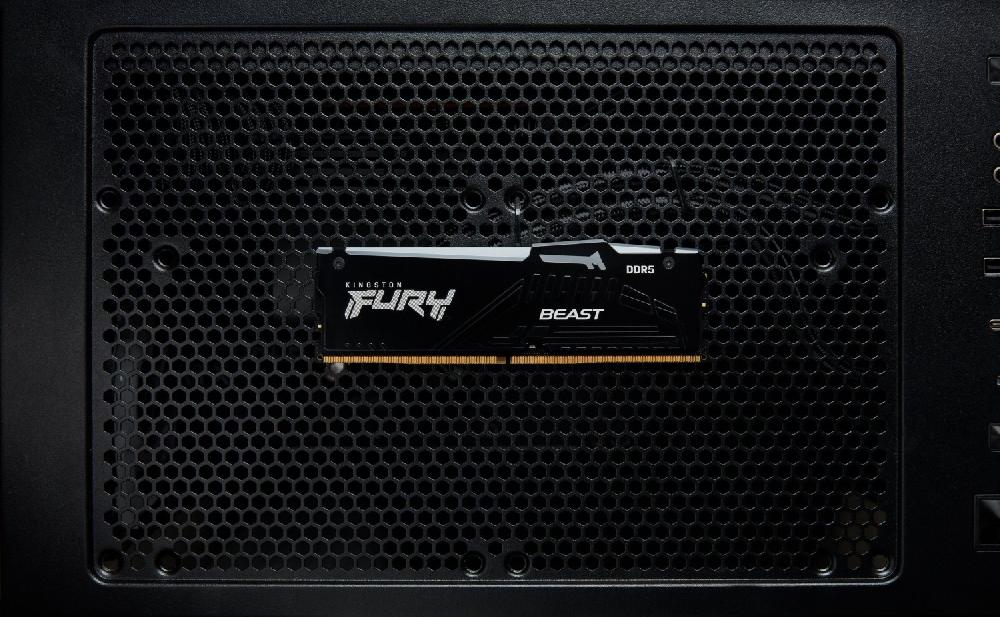 Память ПК Kingston DDR5 16GB KIT (8GBx2) 5600 FURY Beast RGB