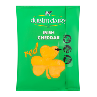Сир Dublin Dairy Irish cheddar red нарізний 48% 150г. Масова частка жиру в сухій речовині 48%. Склад: молоко пастеризоване, сіль кухонна харчова, закваска молочнокислих бактерій, молокозсідальний ферм