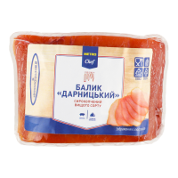 Балик Metro Chef Дарницький сирокопчений вищий сорт кг. Склад: спинний м`яз свиної напівтуші, нітритна сіль (сіль, консервант нітрит натрію), декстроза. Енергетична цінність продукту: 548кДж/100г, 131