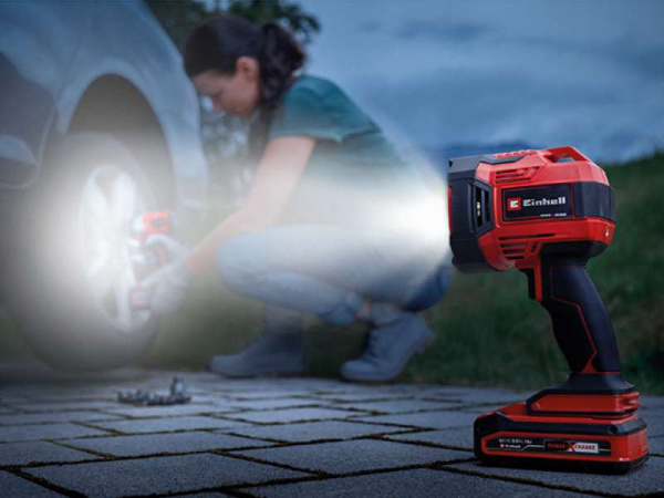 Ліхтар акумуляторний Einhell TE-CL 18/2500 LiAC - Solo акум., PXC, 2500 лм, 18В, 6500 К, 7 LED, 18/12В, 0.6 кг без АКБ та ЗП