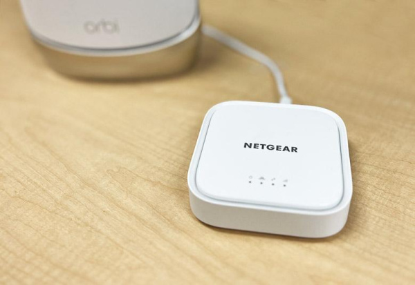 Мобільний Маршрутизатор NETGEAR LM1200 1xGE LAN, 1xGE WAN, 1xUSB TypeC, 150Мбіт/с, 2xTS-9
