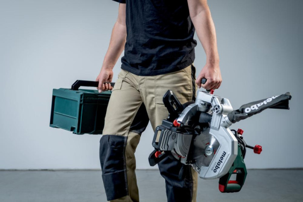 Пила торцювальна Metabo KS 216M 1100Вт диск 216мм 8.7кг