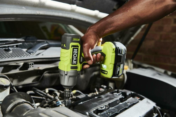 Гайковерт ударний акумуляторний Ryobi ONE+ RIW18-1C20SA3 18В АКБ 1х2А·год 800Нм 2600об/хв 1/2" 3 швидкості 1.7кг сумка