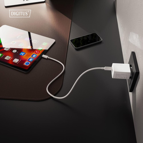 Зарядний пристрій DIGITUS GaN 1хUSB-C, 1хUSB-A, 30W