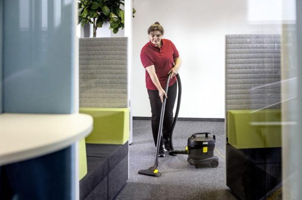 Пилосос професійний Karcher Go!Further T 11/1 Classic Adv Re!Plast 240В 235мБар контейнер 11л 4.2кг