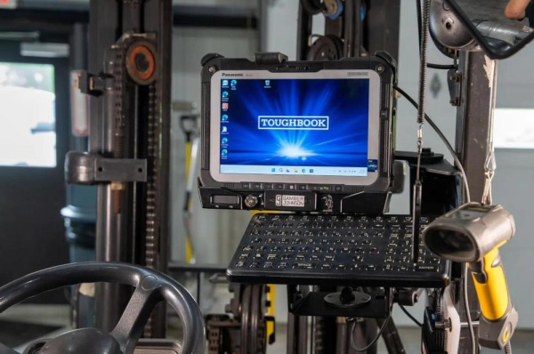 Планшет Panasonic Toughbook G2 MK3 10.1” WUXGA IPS Touch, Intel Ultra 5, 16GB, F512GB, UMA, 4360мА•год, Win11P, чорний