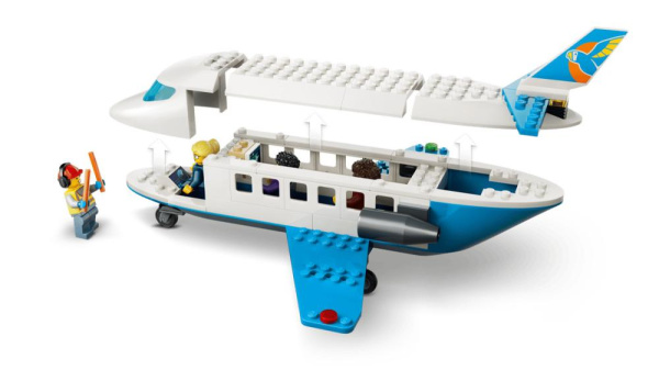 Конструктор LEGO City Пасажирський літак