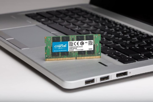 Память ноутбука Crucial DDR4 32GB 3200