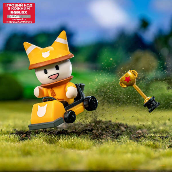 Игровая коллекционная фигурка Roblox Deluxe Mystery Pack Tower Heroes: Kart Kid S2
