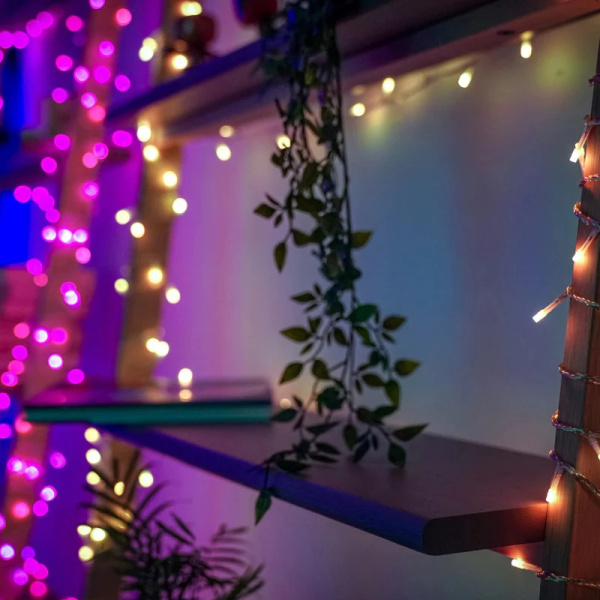 Smart LED Гирлянда Twinkly Strings RGBW 600, Gen II, IP44, длина 48м, кабель черный