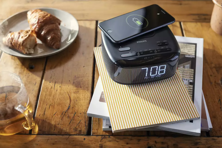 Радіогодинник Philips TAR7705 FM/DAB+, stereo 4W, LCD, Qi, Wireless