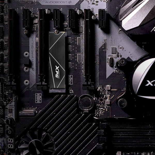 Накопитель SSD ADATA M.2 2TB PCIe 4.0 XPG GAMMIX S70 BLADE