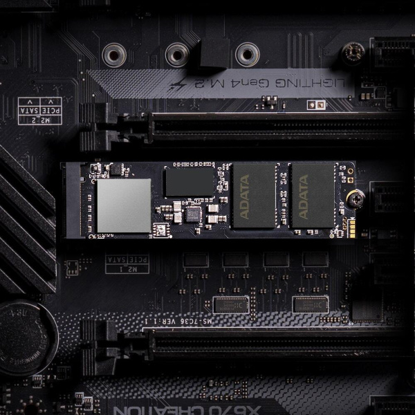 Накопитель SSD ADATA M.2 2TB PCIe 4.0 XPG GAMMIX S70 BLADE