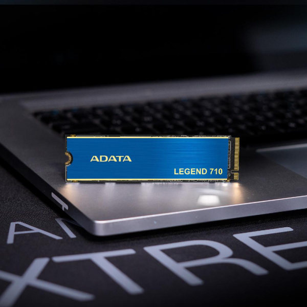 Накопитель SSD ADATA M.2  256GB PCIe 3.0 XPG LEGEND 710