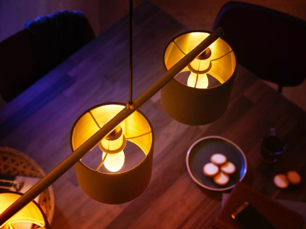 Лампа умная Philips Hue E14, 5.2W(40Вт), 2200K-6500K, Tunable white, ZigBee, Bluetooth, диммирование, 2шт