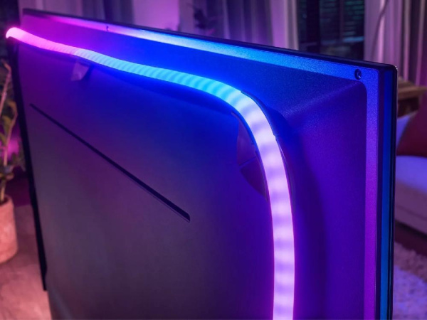 Лента светодиодная умная Philips Hue Play для ТВ 75", 0.5W(20Вт), 2000K-6500K, RGB, Gradient, ZigBee, диммирование, блок питания, 304см