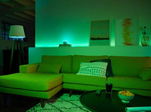 Лента светодиодная умная Philips Hue Plus, 0.5W(20Вт), 2000K-6500K, RGB, ZigBee, Bluetooth, диммирование, удлинитель, 1м