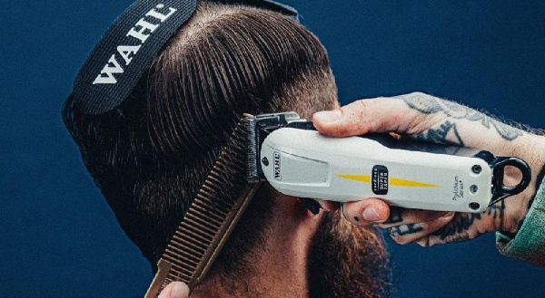 Машинка для стрижки WAHL Super Taper Cordless, акум., роторный мотор, насадок-4, расческа в компл., сталь, белый