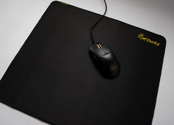 Ігрова поверхня Ducky Shield L (450*400*3mm), Black