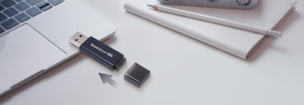 Накопичувач Team 32GB USB 3.2 C211 Blue