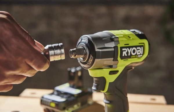 Гайковерт ударний акумуляторний Ryobi ONE+ HP RIW18C-0 18В 450Нм 2800об/хв 1/2" 4 швидкості 1.2кг без АКБ та ЗП