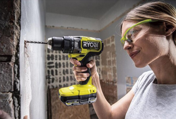 Шурупокрут-дриль ударний акумуляторний Ryobi ONE+ HP RPD18X-242S 18В 1х2А·год 1х4А·год ЗП 95Нм 500·2100об/хв 1.3кг сумка