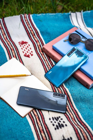 Смартфон TCL 20L (T774H) 4/128GB Dual SIM Luna Blue